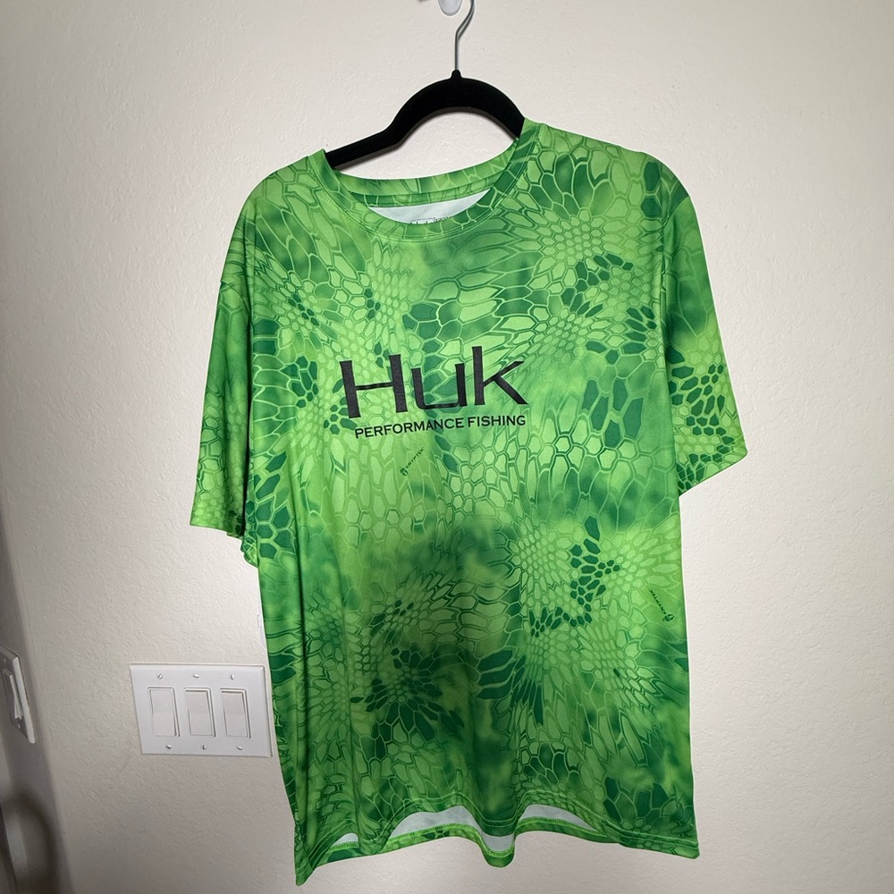 Huk Bright Green Camo Performance Tee